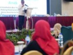 Jefridin Tegaskan Pentingnya Makanan Bergizi Saat 1000 HPK Kepada Kader Posyandu