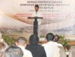 Buka Rakercab HPI Kota Batam, Rudi Pastikan Terus Berkomitmen Majukan Pariwisata