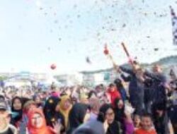 Ikuti Senam Sehat Bersama Masyarakat Batu Aji, Jefridin Ajak Budayakan Hidup Sehat