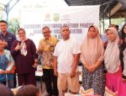 881 Warga Kelurahan Sei Binti Terima Beras Bantuan Cadangan Pangan  Pemerintah
