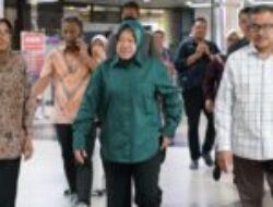 Antar Kepulangan Menteri Risma, Jefridin Sampaikan Ucapan Terima kasih